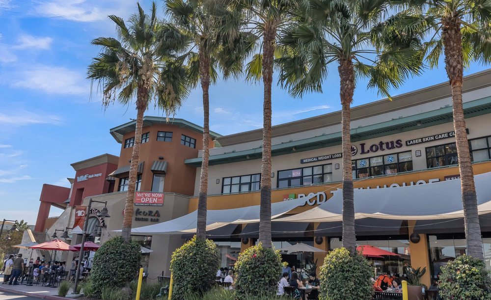 Jamboree Michelson Corridor shops
